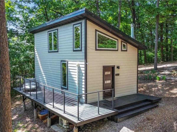 55 CR 1081 , Eureka Springs, AR 72632