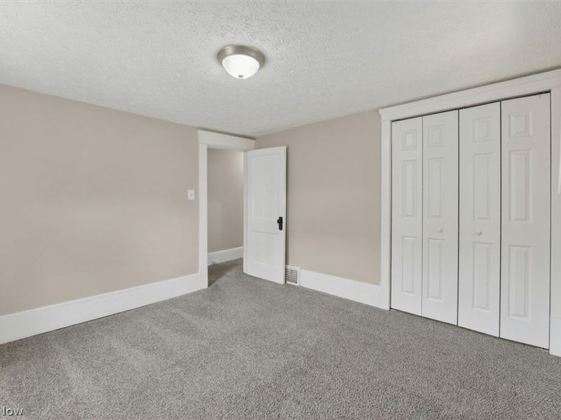 539 Lloyd Street, Barberton, OH 44203 Photo 22