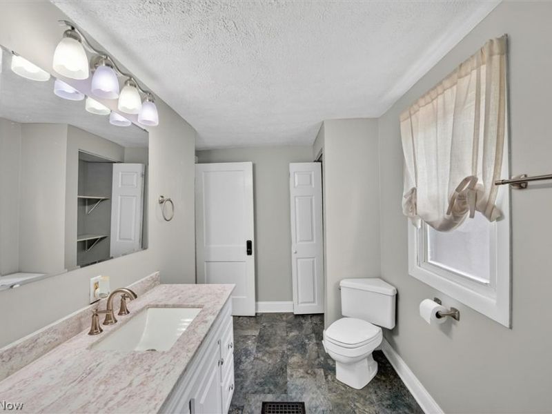 539 Lloyd Street, Barberton, OH 44203 Photo 28