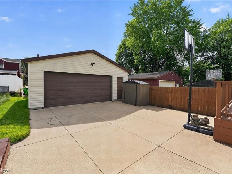 539 Lloyd Street, Barberton, OH 44203 Photo 50