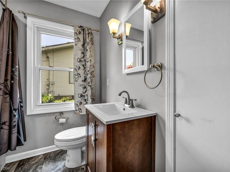 7035 Farview Road, Brecksville, OH 44141 Photo 12