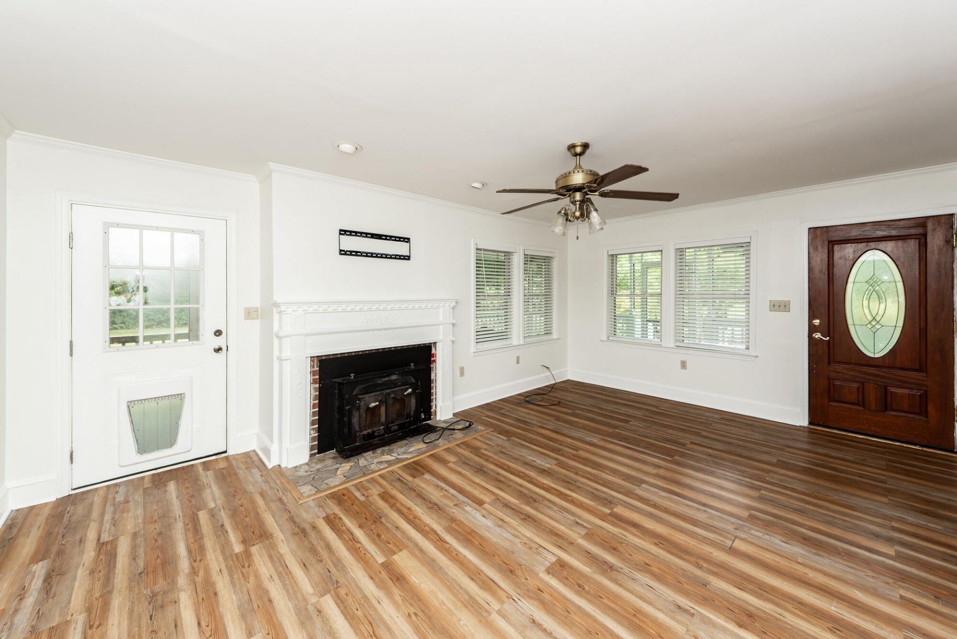 229 Bay Blossom Lane Photo 8