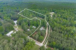 565 Portia Rd photo 4