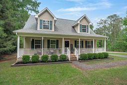 565 Portia Rd photo 4