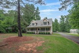565 Portia Rd photo 4