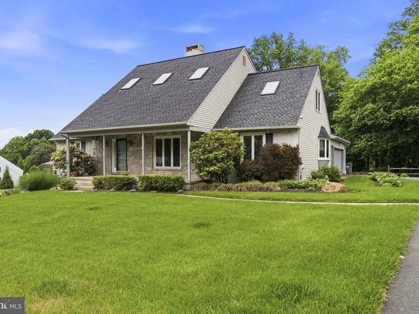 736 LETITIA DRIVE , HOCKESSIN, DE 19707