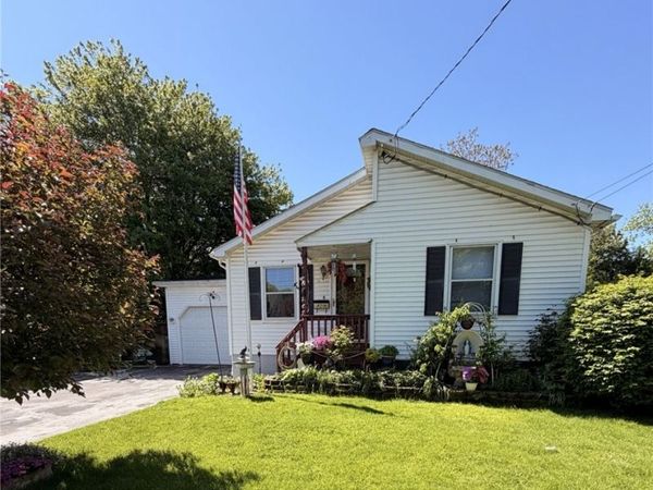 11 Alice Street, Rochester, NY 14611