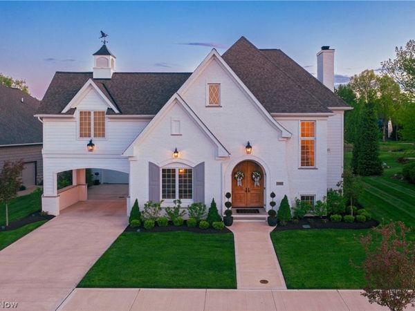 33683 Via San Angelo Drive , Avon, OH 44011