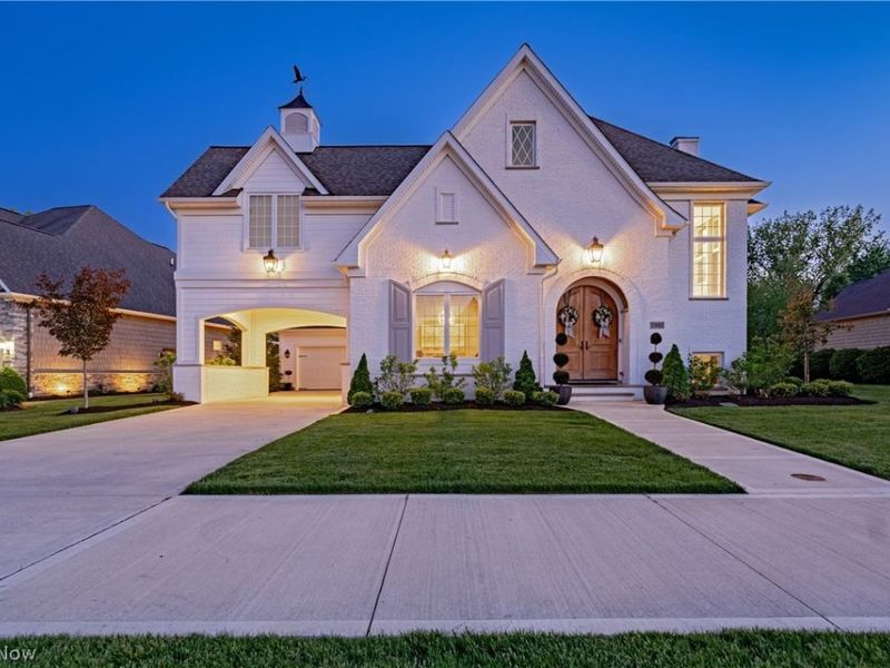 33683 Via San Angelo Drive, Avon, OH 44011 Photo 4