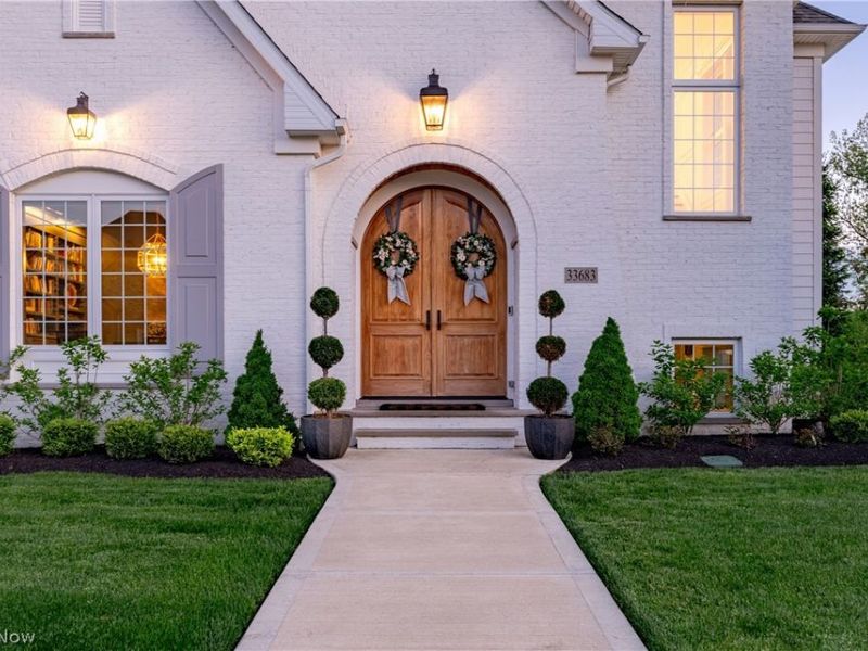 33683 Via San Angelo Drive, Avon, OH 44011 Photo 5
