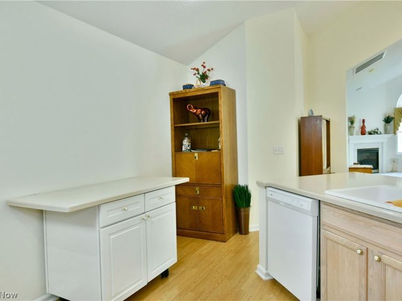 1103 Willow Brook Drive NE, Warren, OH 44483 Photo 18