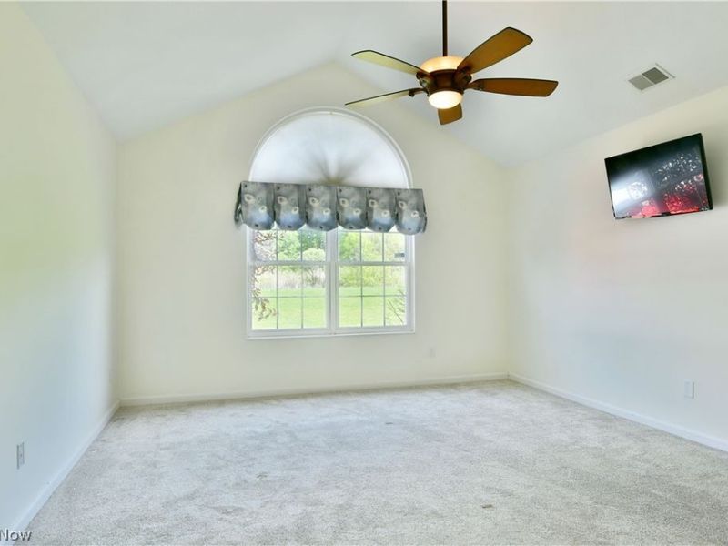 1103 Willow Brook Drive NE, Warren, OH 44483 Photo 21