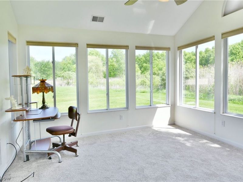 1103 Willow Brook Drive NE, Warren, OH 44483 Photo 7