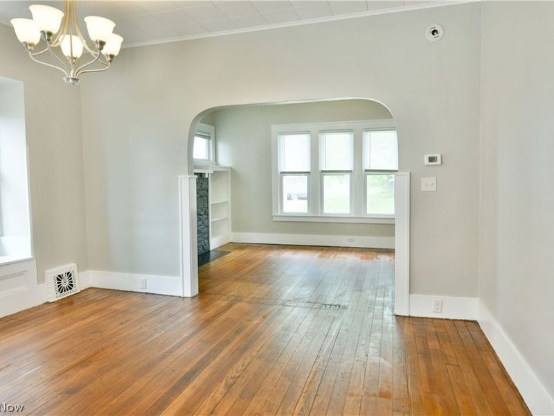17 E Prospect Street, Girard, OH 44420 Photo 11