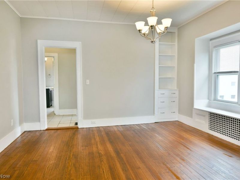 17 E Prospect Street, Girard, OH 44420 Photo 9
