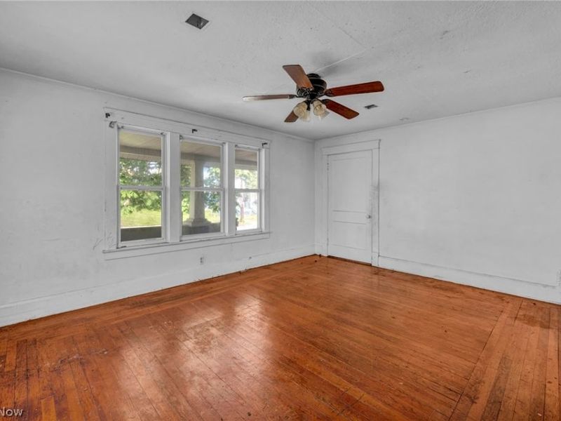 132 Irondale Street, Elyria, OH 44035 Photo 16