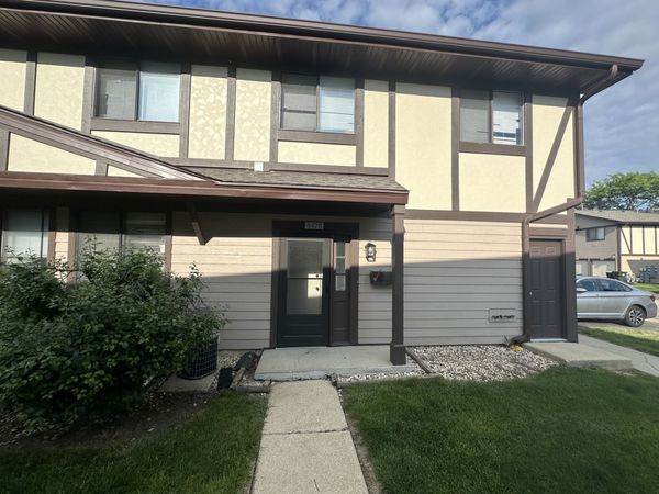 1475 Sacramento Drive , Unit 1475, Hanover Park, IL 60133