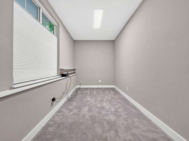 176 E Weber Road, Columbus, OH 43202 Photo 125