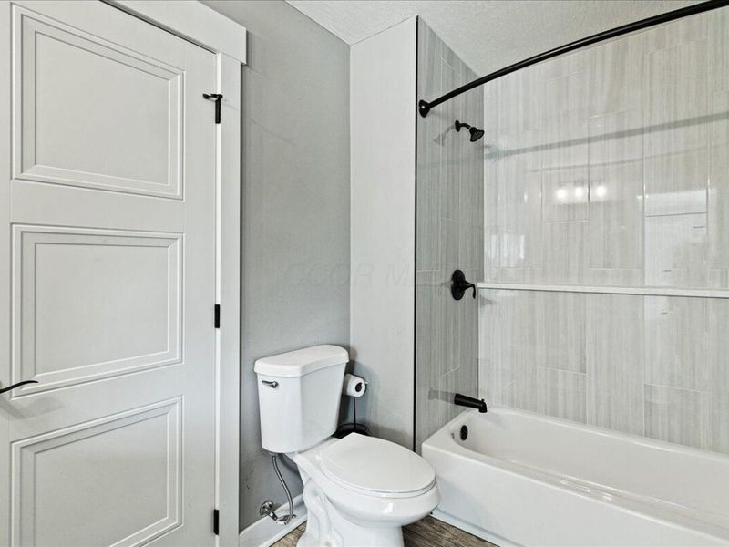 176 E Weber Road, Columbus, OH 43202 Photo 31