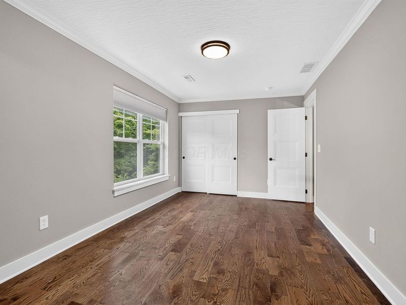 176 E Weber Road, Columbus, OH 43202 Photo 98