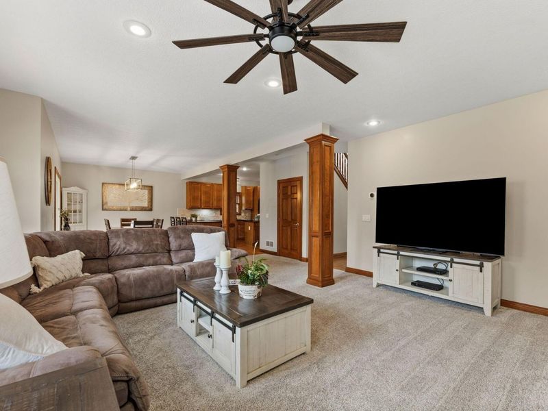 2643 Sandhurst Drive, Lewis Center, OH 43035 Photo 12