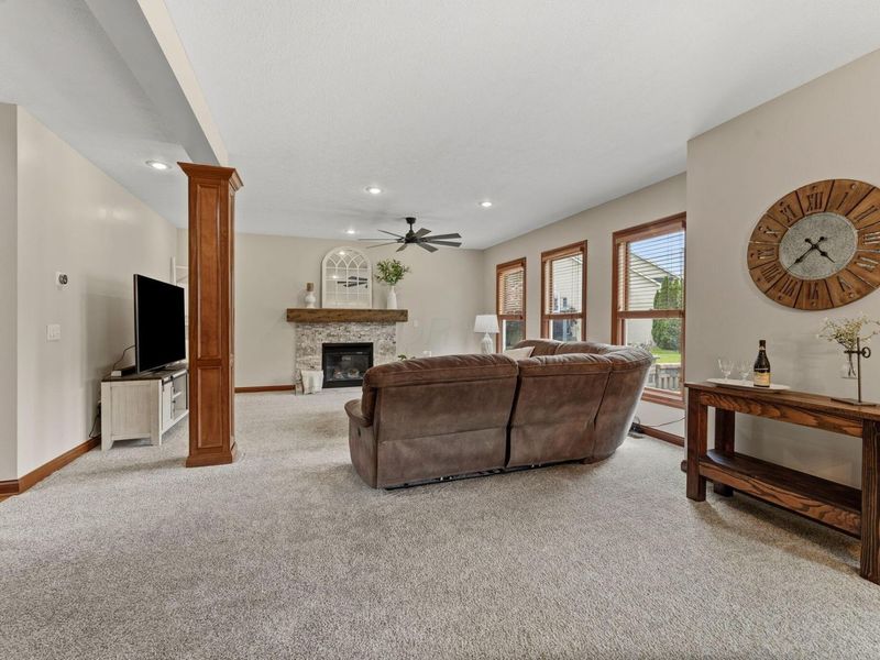 2643 Sandhurst Drive, Lewis Center, OH 43035 Photo 13