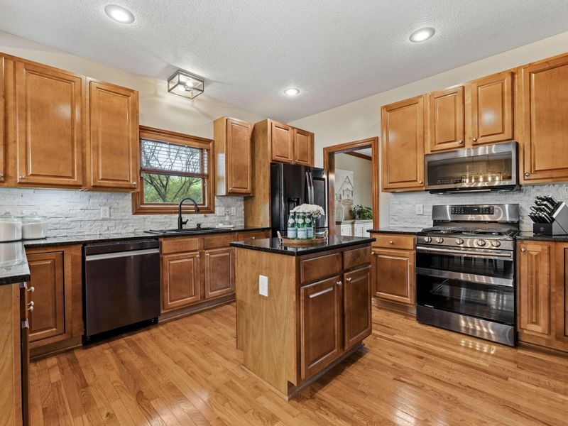 2643 Sandhurst Drive, Lewis Center, OH 43035 Photo 16