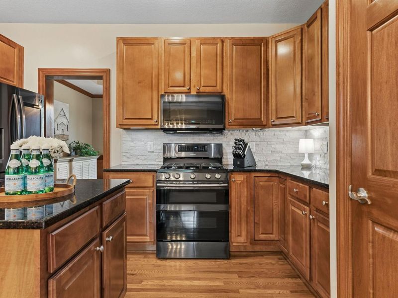 2643 Sandhurst Drive, Lewis Center, OH 43035 Photo 17