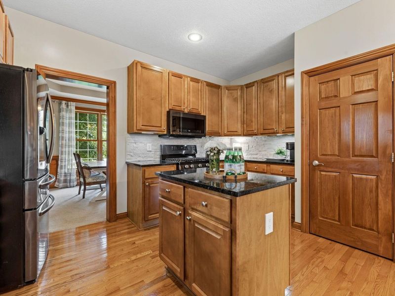 2643 Sandhurst Drive, Lewis Center, OH 43035 Photo 18