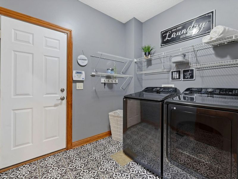 2643 Sandhurst Drive, Lewis Center, OH 43035 Photo 21