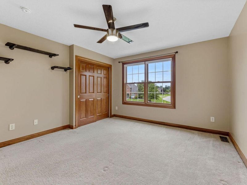 2643 Sandhurst Drive, Lewis Center, OH 43035 Photo 33