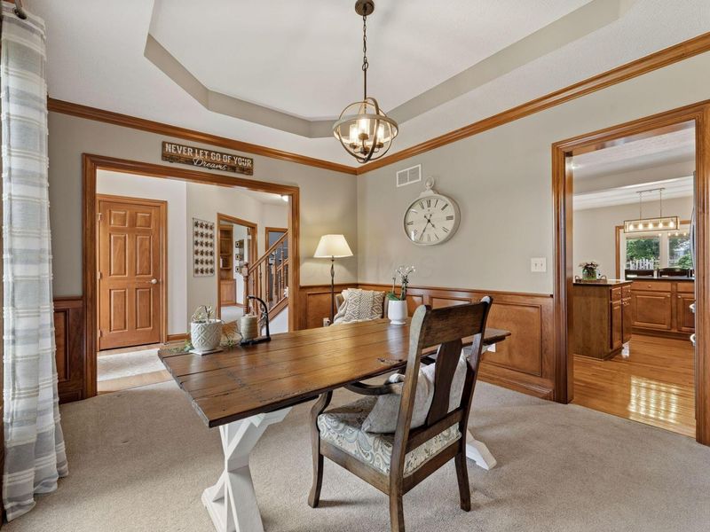 2643 Sandhurst Drive, Lewis Center, OH 43035 Photo 5