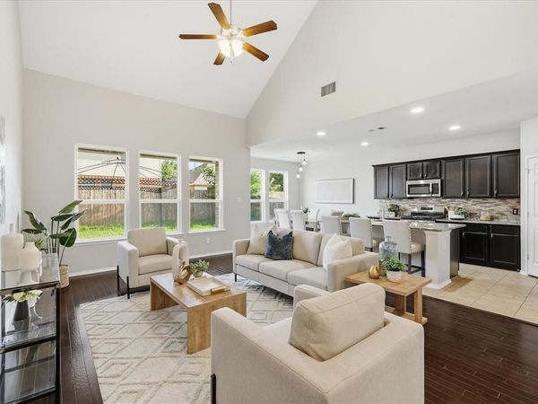 517 High Desert Drive, Fort Worth, TX 76131