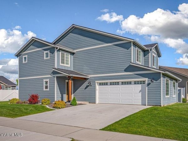 8386 W Splitrail Ave , Rathdrum, ID 83858