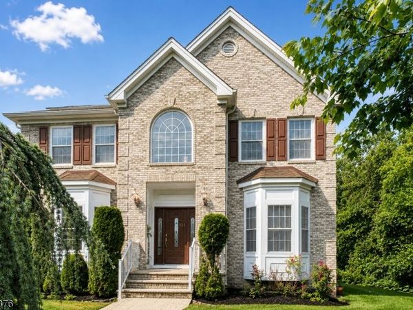 111 Delmonico Ave, Franklin, NJ 08873