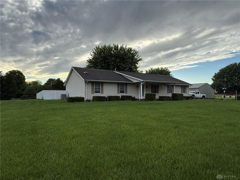 7925 Arlington Road, Brookville, OH 45309 Photo 4