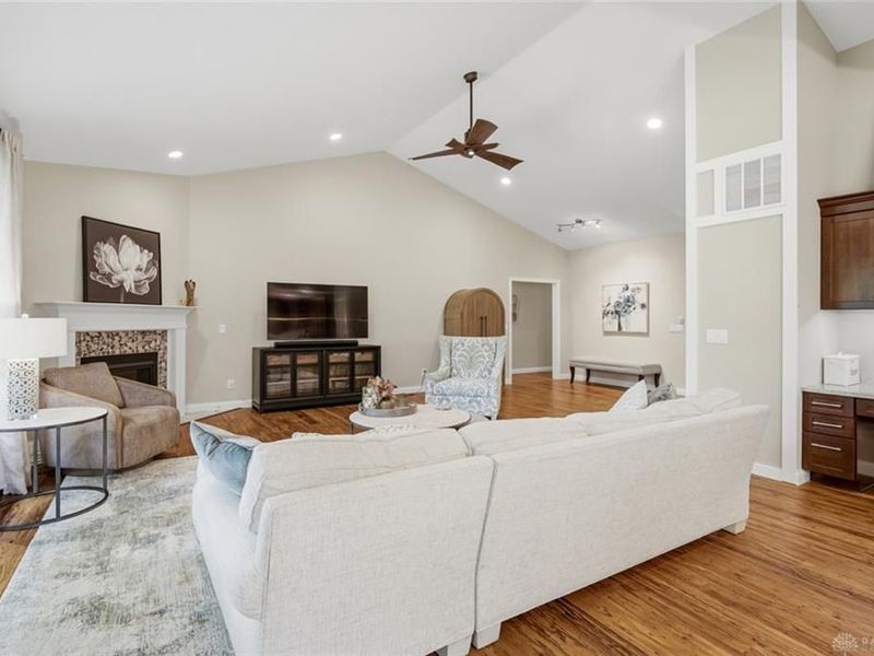 3846 Sable Ridge Drive, Bellbrook, OH 45305 Photo 12
