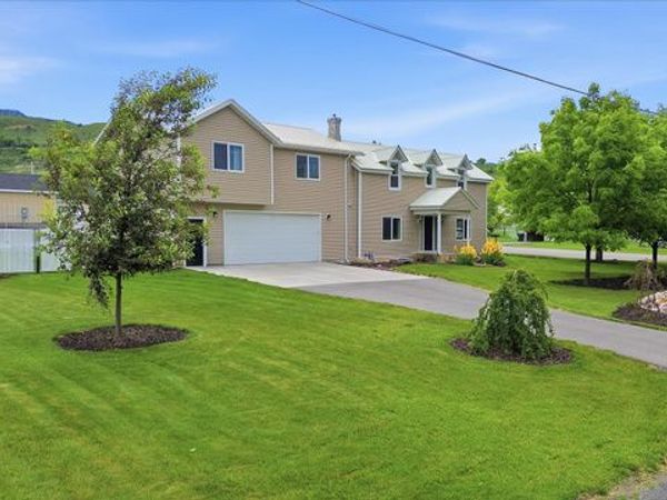 195 S 200 E, Richmond, UT 84333
