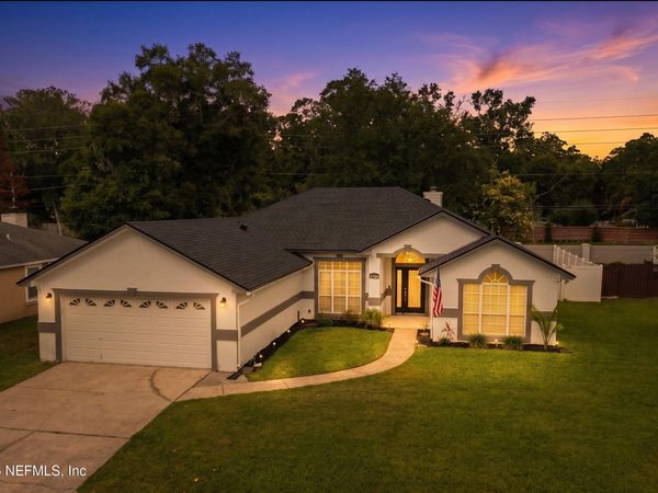 2154 SOFTWIND Trail N, Jacksonville, FL 32224