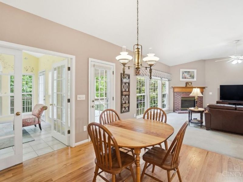 5594 Crestwood Drive, Mason, OH 45040 Photo 19