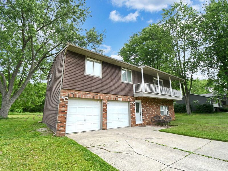 5978 Alice Drive, Westerville, OH 43081 Photo 2