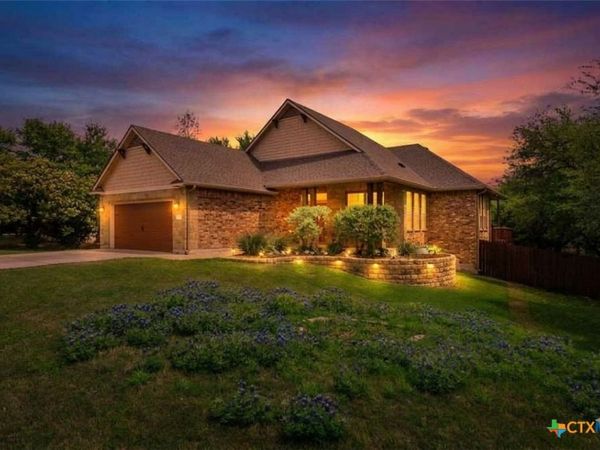 2402 Twin Ridge Court, Belton, TX 76513