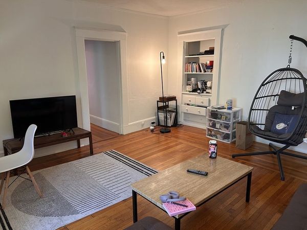104 Inman, Unit 1, Cambridge, MA 02139