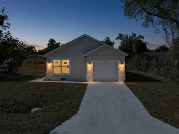 2173 Mitchell CT, FORT MYERS, FL 33916