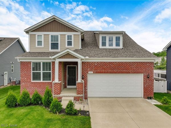 2957 Darlene Court , Twinsburg, OH 44087