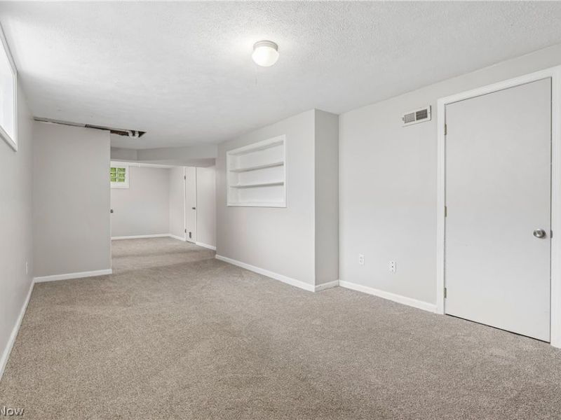 6595 York Road, Parma Heights, OH 44130 Photo 28