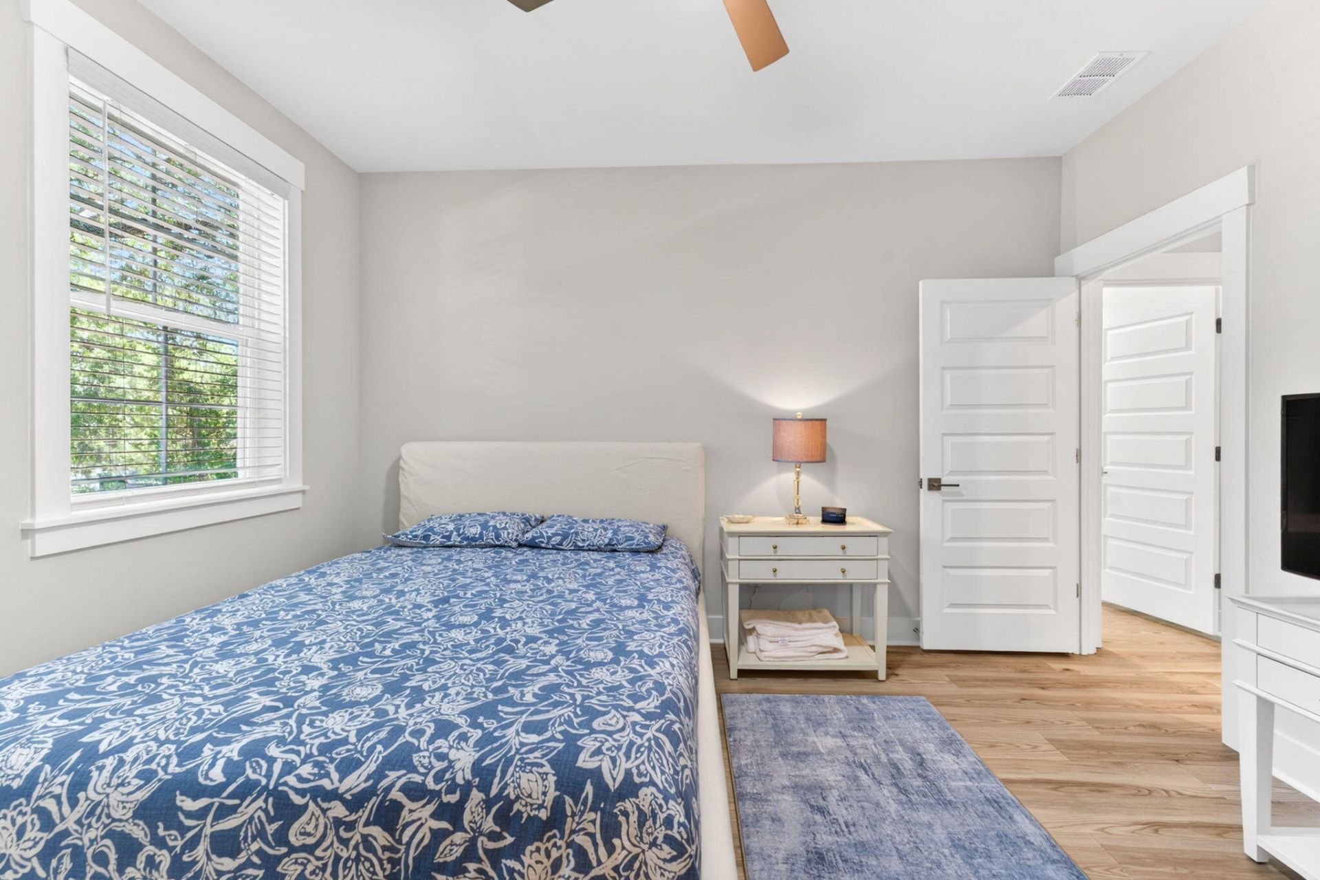 1407 Dahlia Road Photo 33