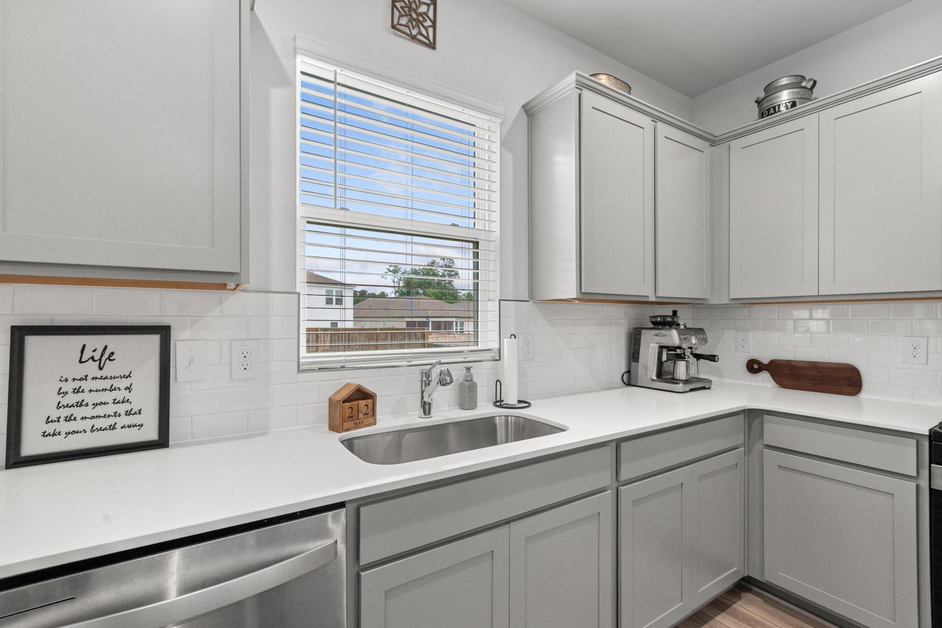132 Eldridge Street Photo 12