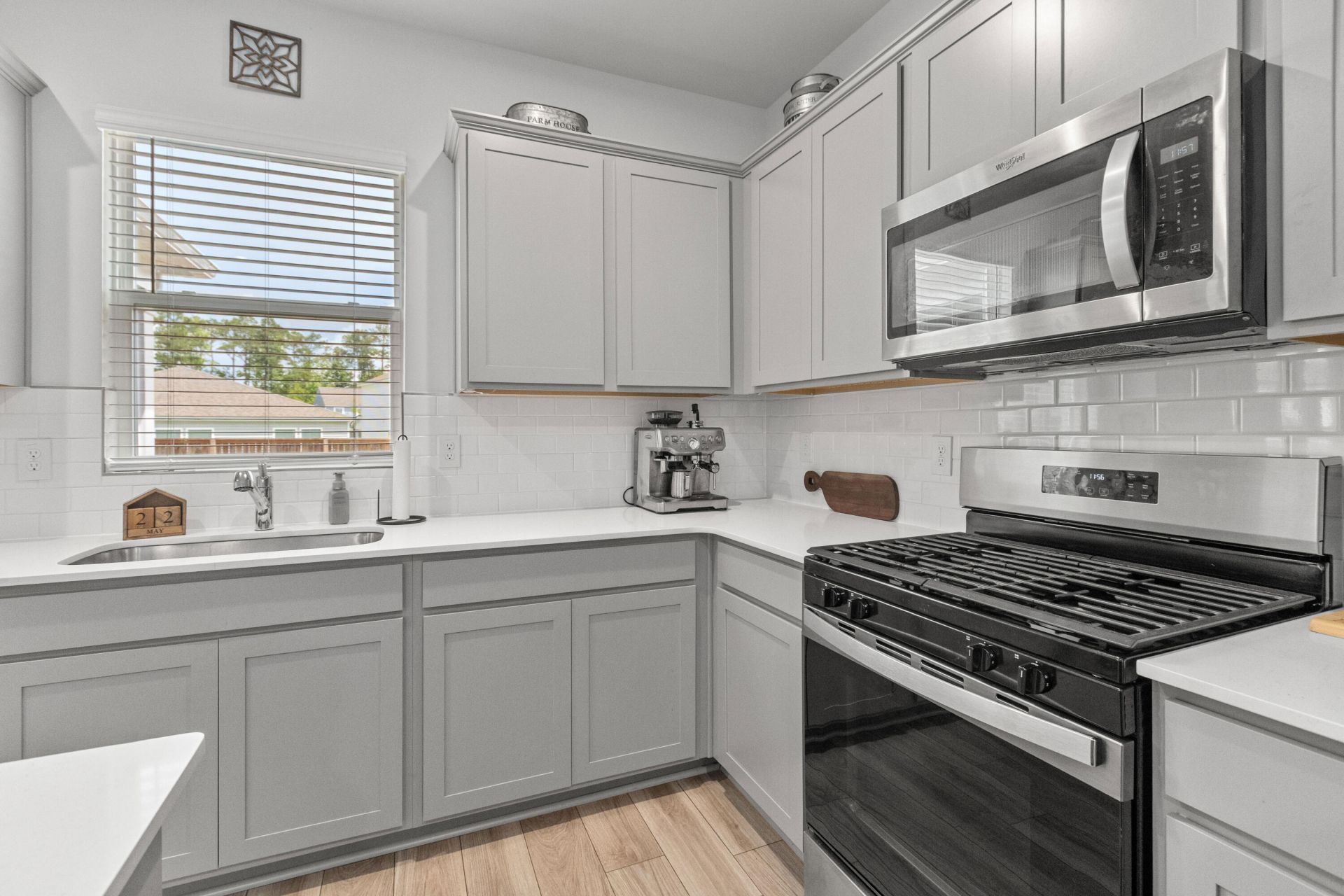132 Eldridge Street Photo 15