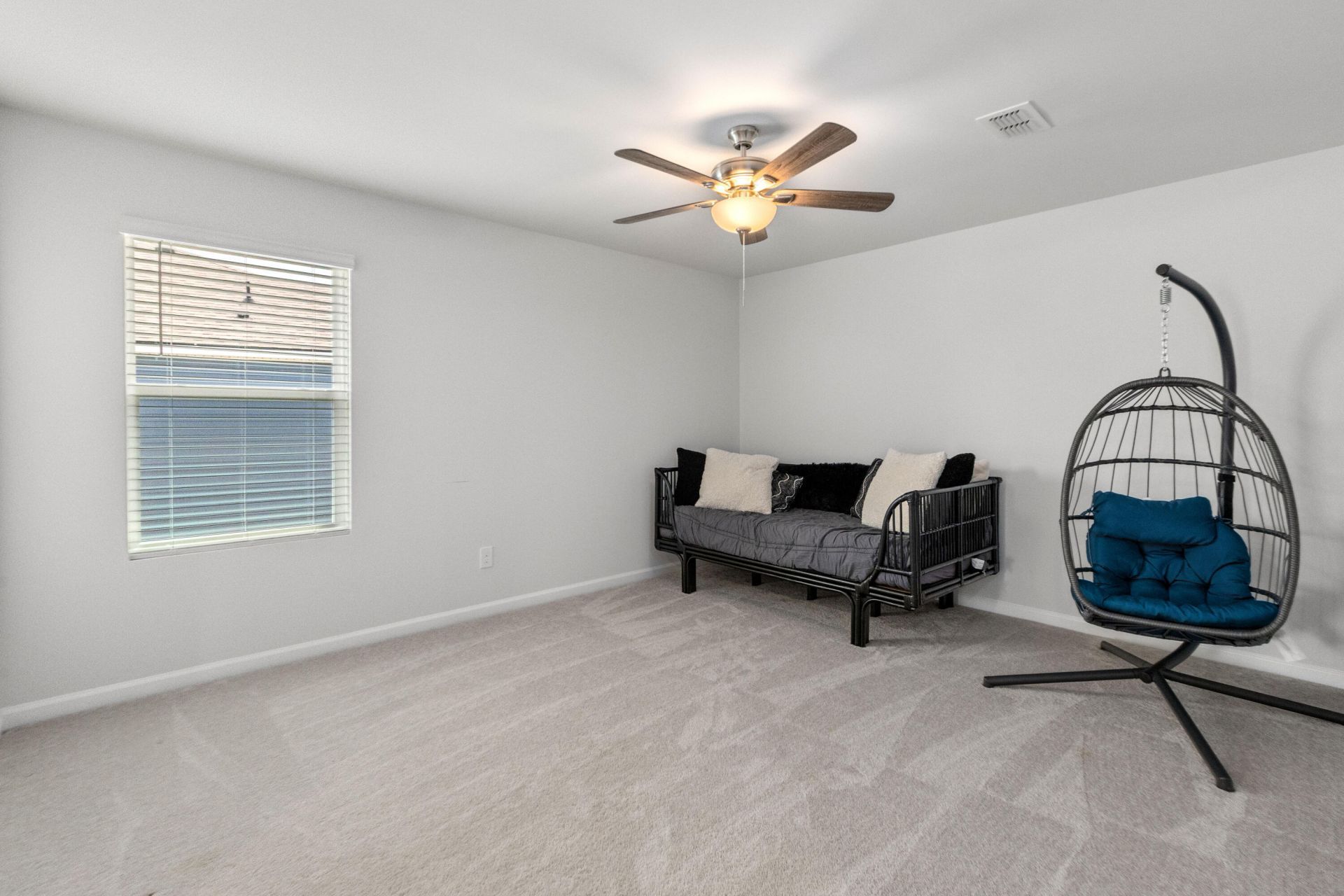 132 Eldridge Street Photo 17